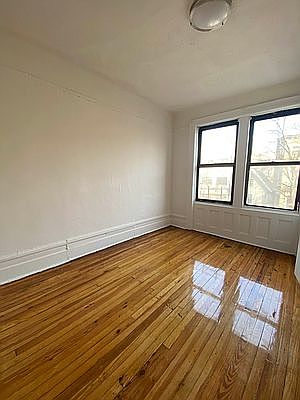 2nd image of 506 W 173rd St #D2