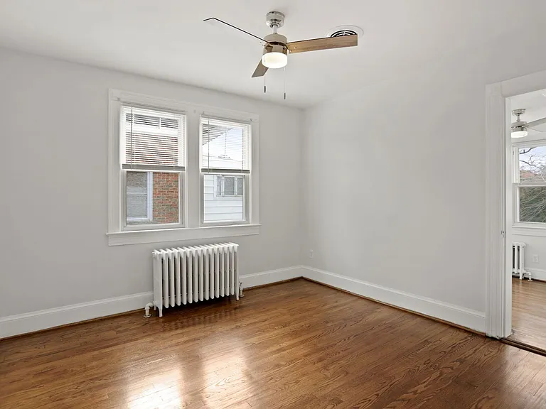 4312 10th St NE — Photo 18