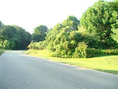 4th image of S Lakeshore Dr