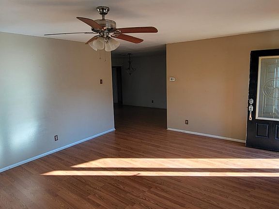 2nd image of 9718 Wahada Ave
