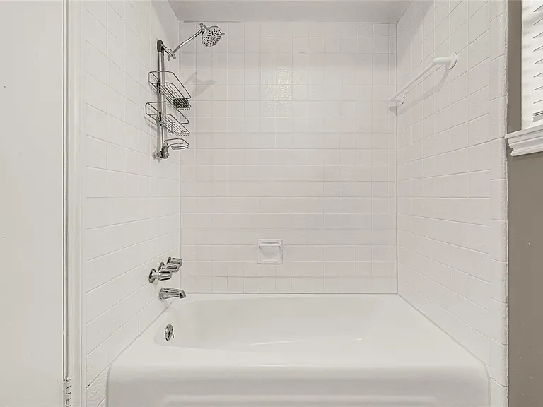5702 Vestavia Dr — Photo 26