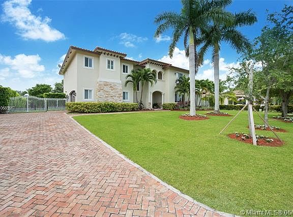 3rd image of 8110 SW 175th St