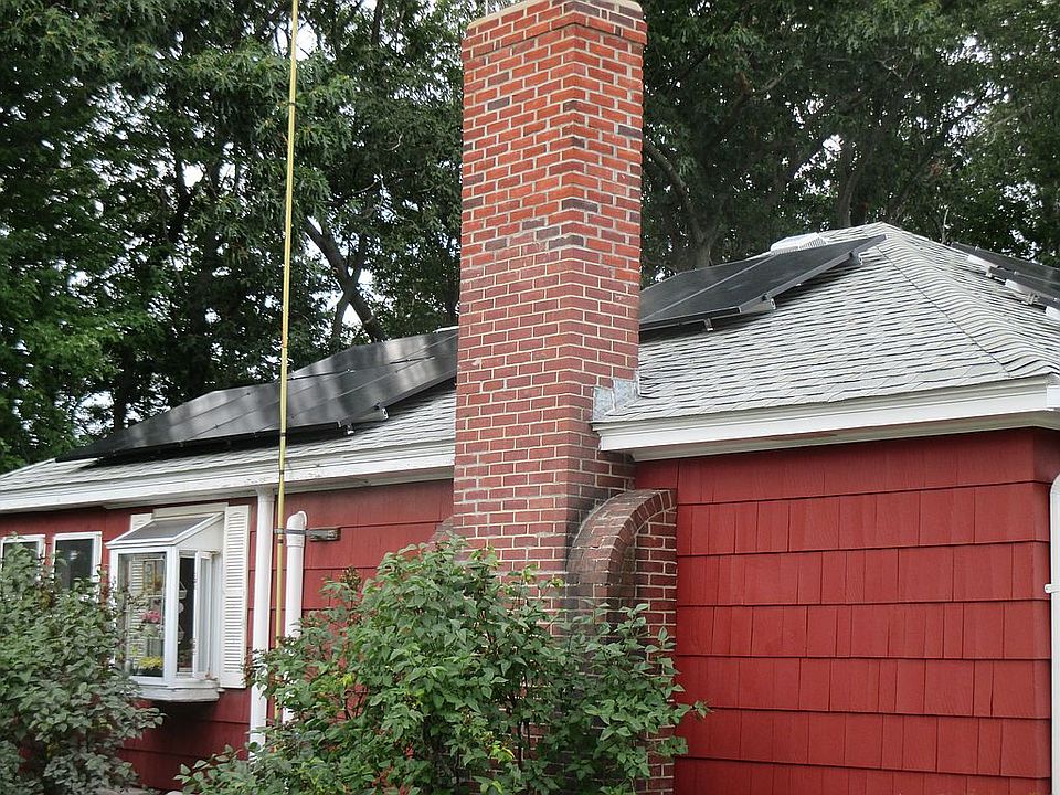 2nd image of 11 Ridgewood Dr