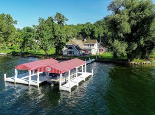 N2263 Bonnie Brae Ln, Lake Geneva, WI 53147