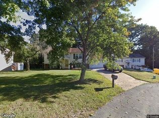 7107 Avesbury Ln, Glen Burnie, MD 21061