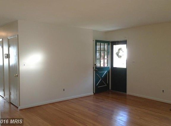 5th image of 1328 Pleasant Valley Dr