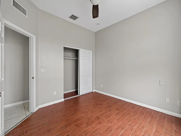 4059 SW Kamsler St — Photo 27