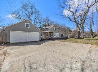 327 Randall Rd, Norton Shores, MI 49441