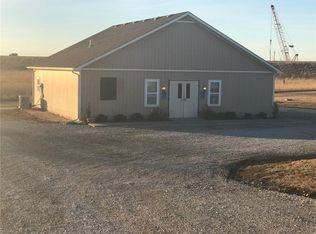 33288 Lone Star Rd, Osawatomie, KS 66064