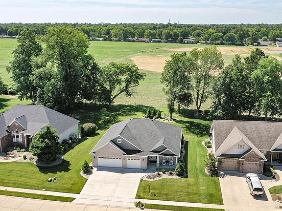 4th image of 1113 White Oak Trl