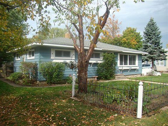 2nd image of 1037 27th Ave N