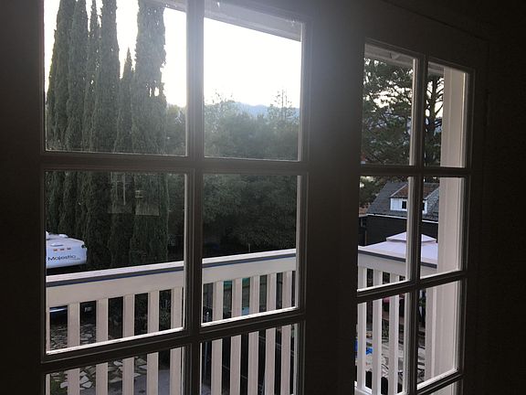 2nd image of 2534 Hermosa Ave APT A
