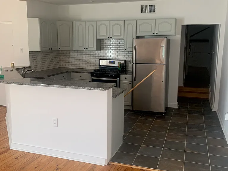 1402 McCoy St #101 — Photo 8