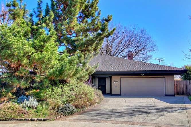 1st image of 4160 Crondall Dr