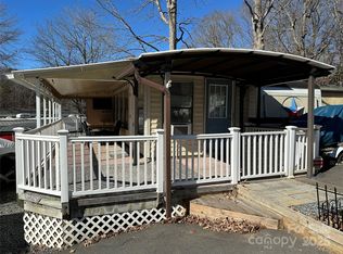 168 Clubhouse Dr, New London, NC 28127