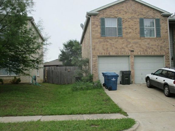 3rd image of 107 Quail Run Dr