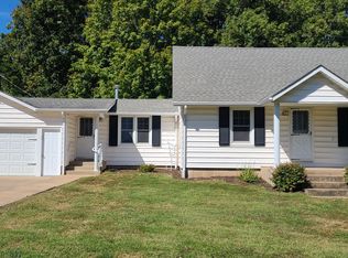 1975 Peine Rd, Wentzville, MO 63385