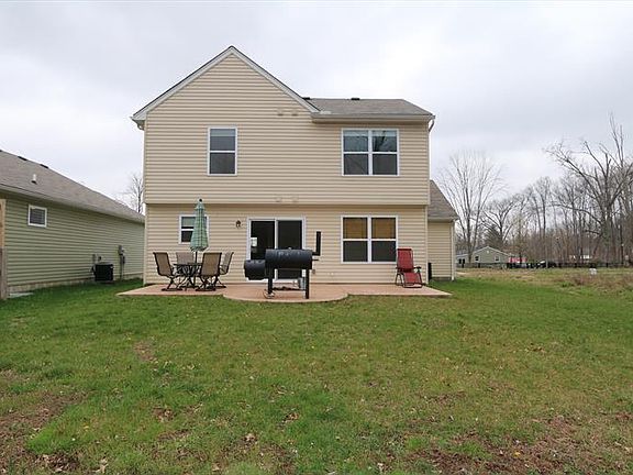 2nd image of 3481 Hickory Ln