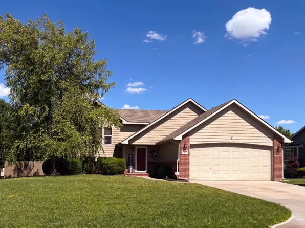 11901 W Central Park Ct, Wichita, KS 67205