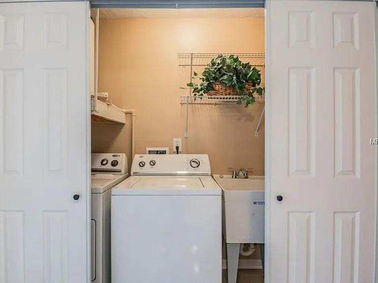 172 Sunward Ave — Photo 18