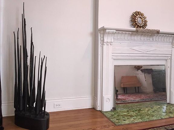 4th image of 713 Louisa St