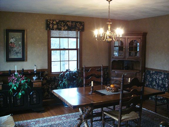 DININGROOM