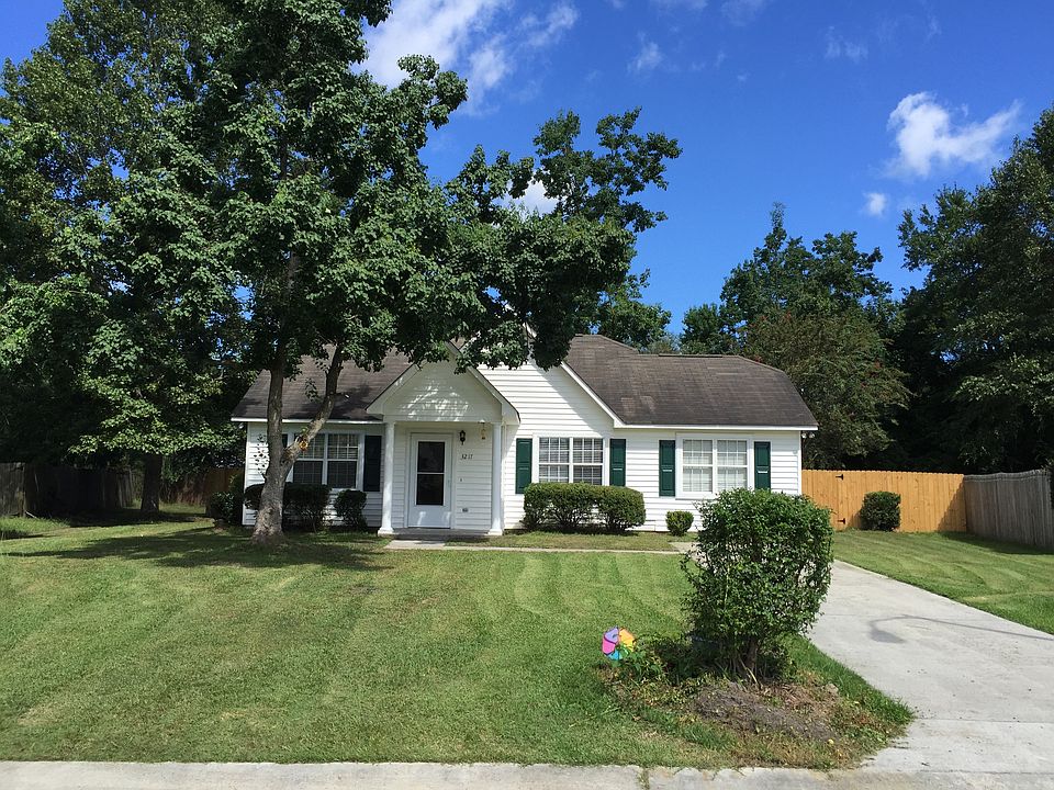 Whitewood Way front view