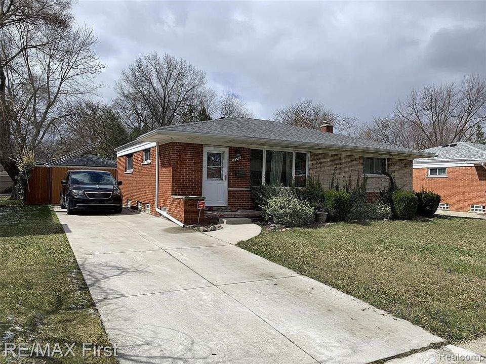 1st image of 24359 Loretta Ave