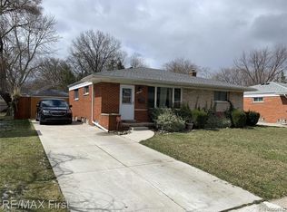 24359 Loretta Ave, Warren, MI 48091