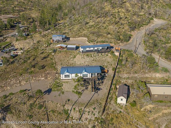 5th image of 556 Gavilan Canyon Rd