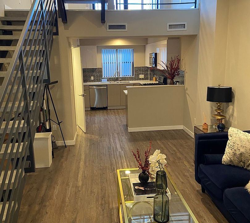 1st image of 753 Lillian Way #8925875