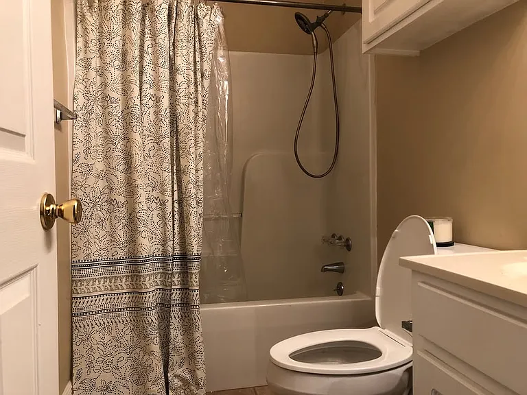 29 Hillcrest Dr #6 — Photo 16