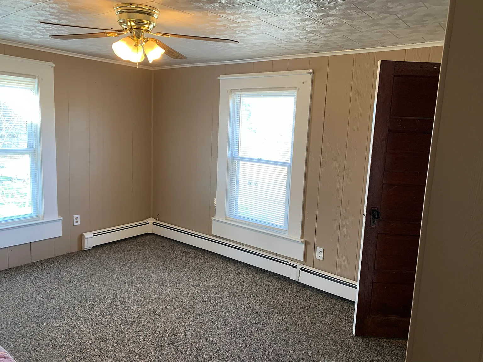 3 bed, 1500 sqft, $2,500 — Photo 3