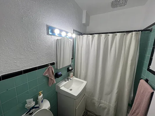 Rented by Guidance Realty Corp. | media 5