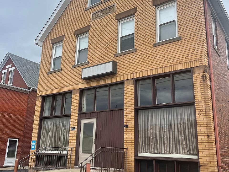 1st image of 29522 Euclid Ave