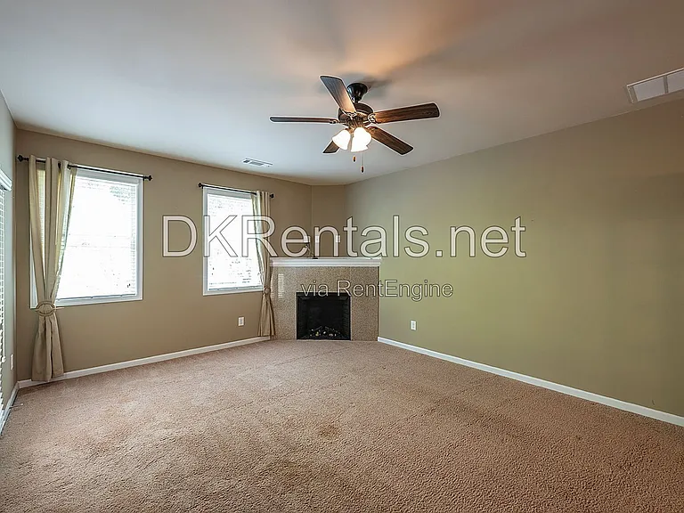 345 Franklin Ln — Photo 19