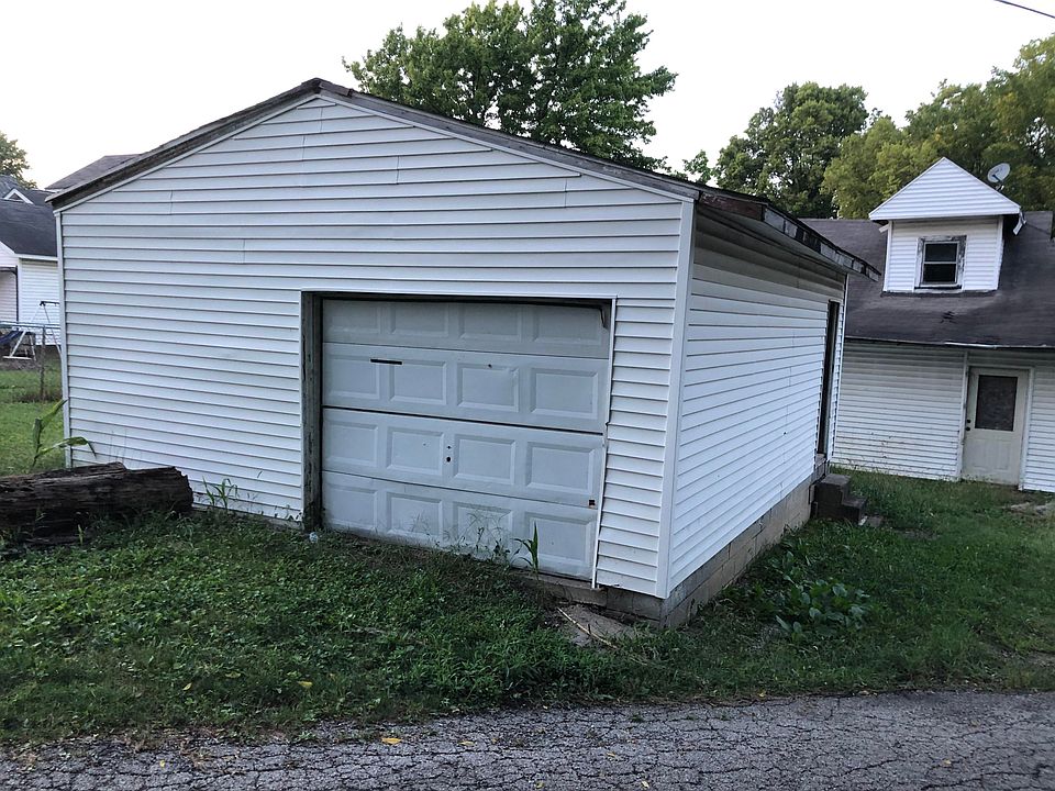 2nd image of 519 Campbell Rd