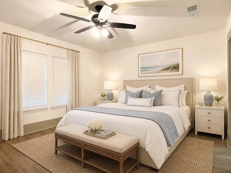 210 W Crescent Dr — Photo 16