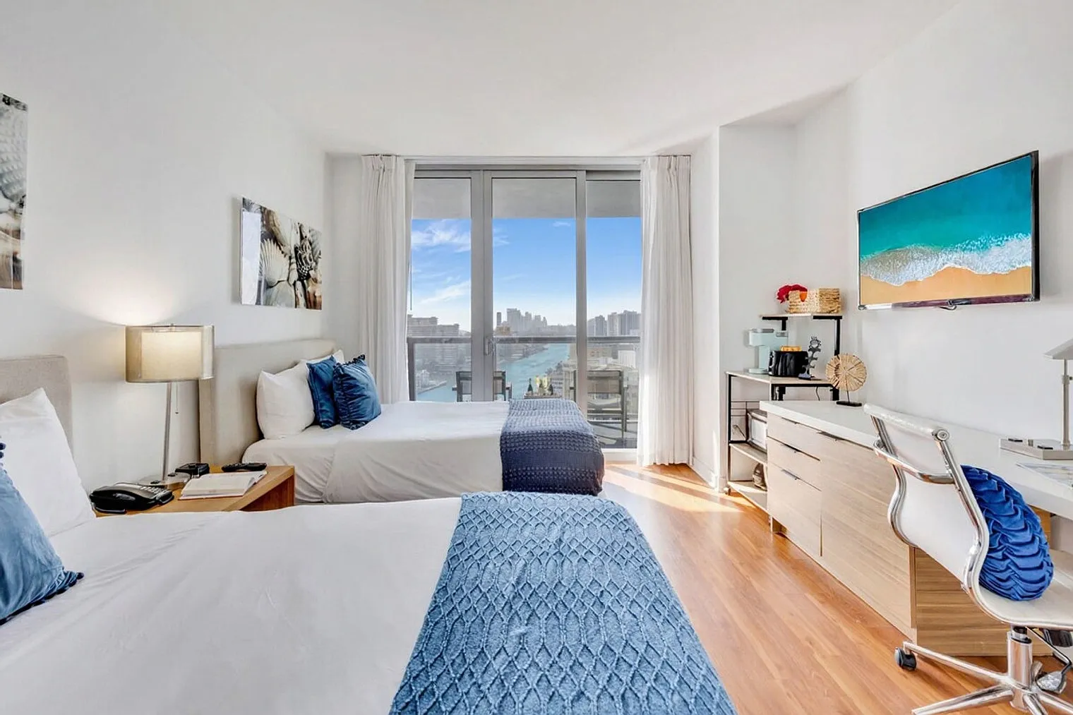 Studio, 1.0 bath, 290 sqft, $1,697 — Photo 1