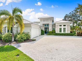 931 Bayshore Rd, Nokomis, FL 34275