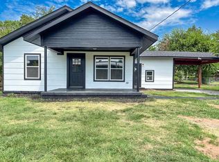 1122 W Locust St, Shawnee, OK 74801