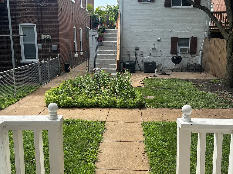 5531 Southwest Ave #C — Photo 14