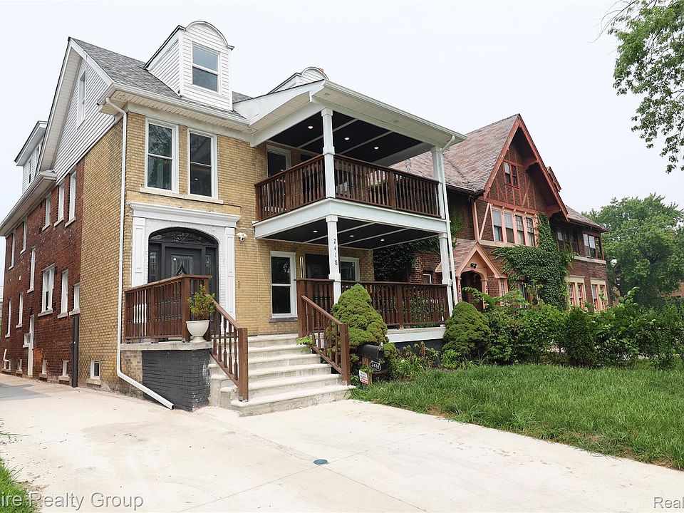1st image of 2418 Calvert St