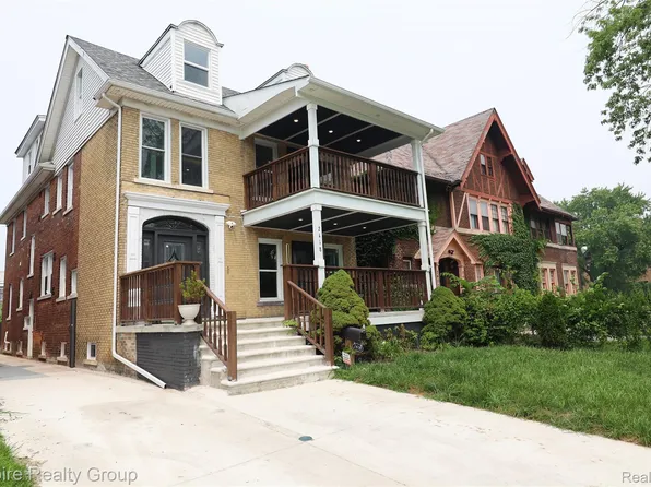 2418 Calvert St, Detroit, MI 48206