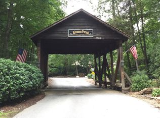 Sparkleberry Rdg, Waynesville, NC 28785