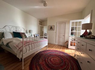 9 W Main St APT 6, North Kingstown, RI 02852