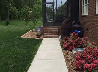 546 Cascade Dr, Winchester, TN 37398