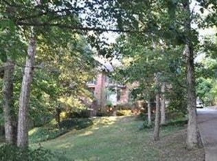 705 Hampton Roads Dr, Knoxville, TN 37934