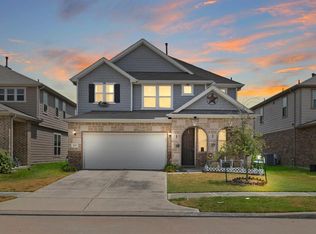 2635 Oakwood Bluff Trl, Houston, TX 77038