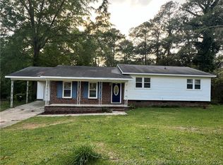 130 S Ingleside Dr, Fayetteville, NC 28314